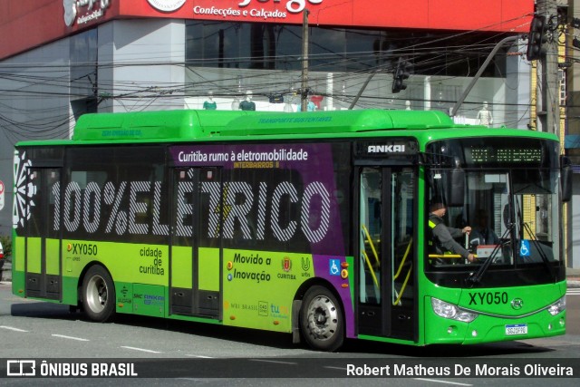 Transporte Coletivo Glória XY050 na cidade de Curitiba, Paraná, Brasil, por Robert Matheus De Morais Oliveira. Número da foto: #12670291.