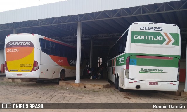 Empresa Gontijo de Transportes 20225 na cidade de São João Evangelista, Minas Gerais, Brasil, por Ronnie Damião. Número da foto: #12669960.