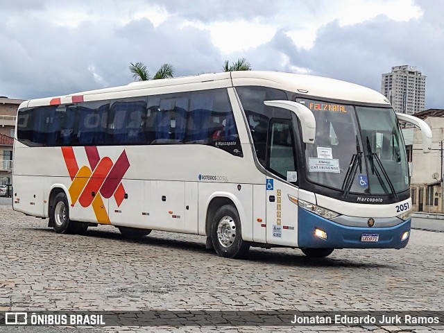 Roteiros do Sul Turismo 2051 na cidade de Balneário Camboriú, Santa Catarina, Brasil, por Jonatan Eduardo Jurk Ramos. Número da foto: #12668487.