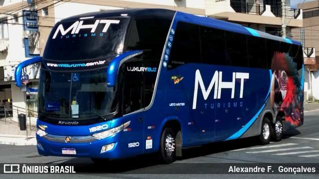 MHT Turismo 1920 na cidade de Balneário Camboriú, Santa Catarina, Brasil, por Alexandre F.  Gonçalves. Número da foto: #12670211.