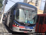 Viação Osasco 21.988 na cidade de Osasco, São Paulo, Brasil, por Rafael Lopes de Oliveira. Número da foto: #12669140.