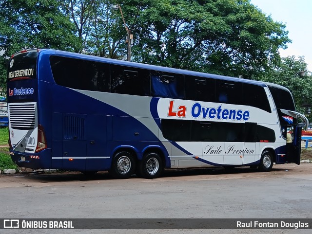 La Ovetense 3000 na cidade de Asunción, Paraguai, por Raul Fontan Douglas. Número da foto: #12672305.