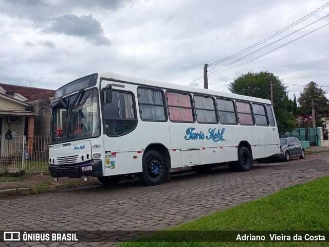 Comércio e Transportes Kohl 40 na cidade de Taquari, Rio Grande do Sul, Brasil, por Adriano  Vieira da Costa. Número da foto: #12674957.