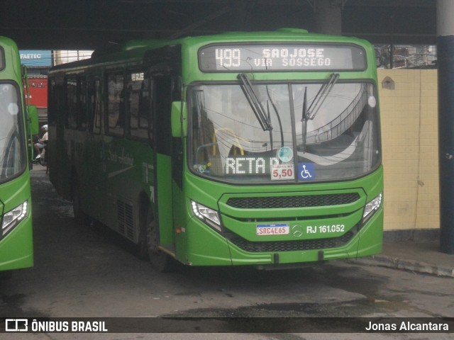 Transportes Santo Antônio RJ 161.052 na cidade de Duque de Caxias, Rio de Janeiro, Brasil, por Jonas Alcantara. Número da foto: #12675110.
