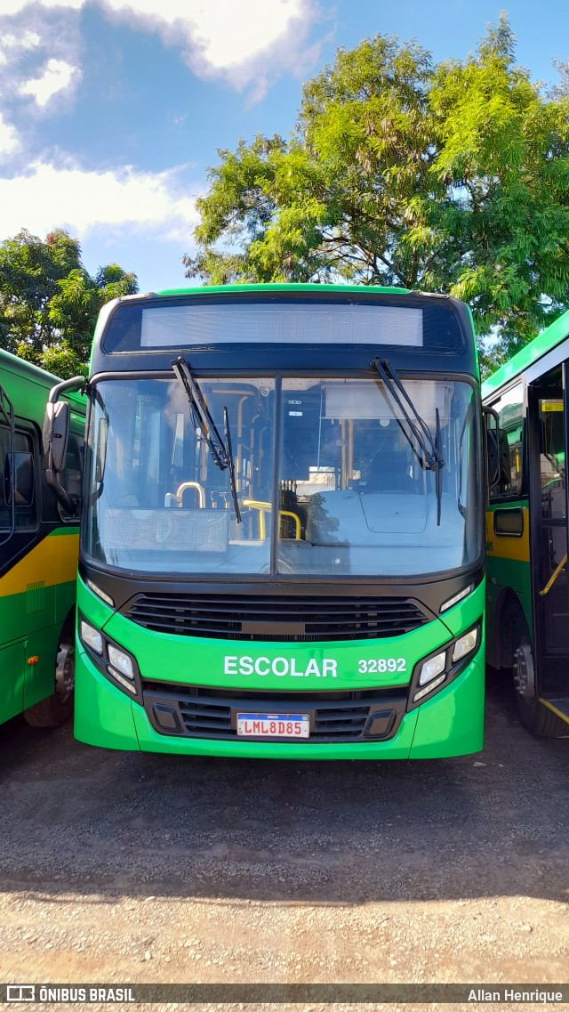 Transportes Capellini 32892 na cidade de Paulínia, São Paulo, Brasil, por Allan Henrique. Número da foto: #12675205.
