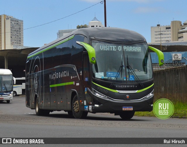 Viação Garcia 92050 na cidade de Porto Alegre, Rio Grande do Sul, Brasil, por Rui Hirsch. Número da foto: #12675850.
