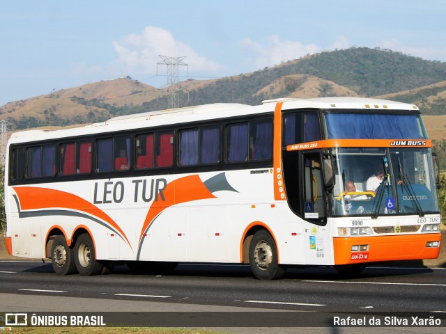 Léo Tur 9090 na cidade de Roseira, São Paulo, Brasil, por Rafael da Silva Xarão. Número da foto: #12675650.