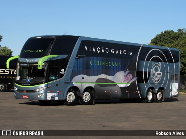 Viação Garcia 8605 na cidade de Paranavaí, Paraná, Brasil, por Robson Alves. Número da foto: #12676688.