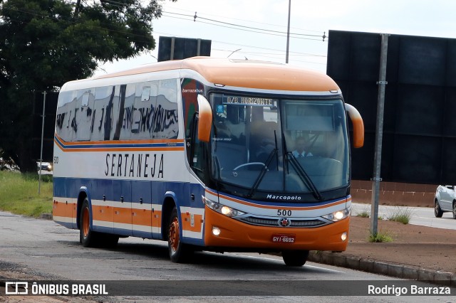 Viação Sertaneja 500 na cidade de Betim, Minas Gerais, Brasil, por Rodrigo Barraza. Número da foto: #12676211.