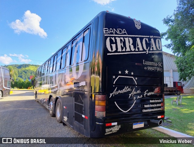 Banda Geração BTR9344 na cidade de Luzerna, Santa Catarina, Brasil, por Vinícius Weber. Número da foto: #12674971.