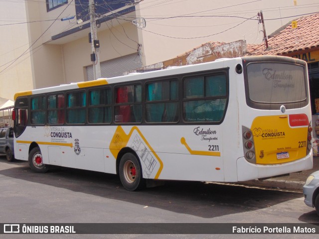 Edmilson Transportes 2211 na cidade de Vitória da Conquista, Bahia, Brasil, por Fabrício Portella Matos. Número da foto: #12676035.
