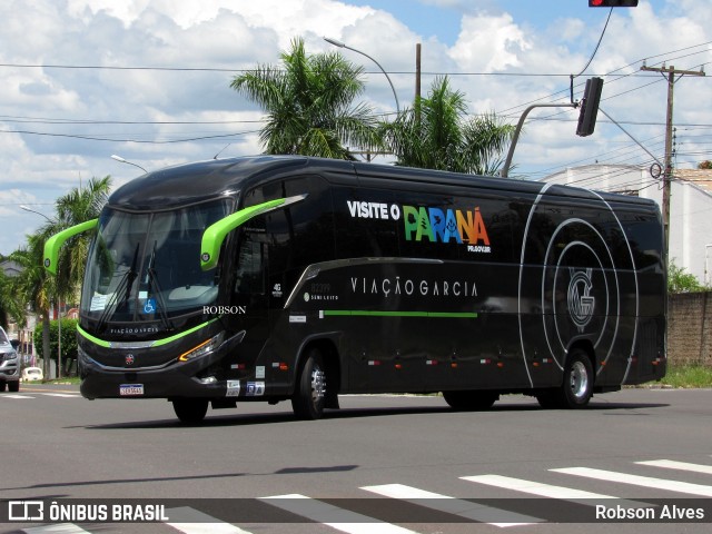 Viação Garcia 82399 na cidade de Paranavaí, Paraná, Brasil, por Robson Alves. Número da foto: #12676664.