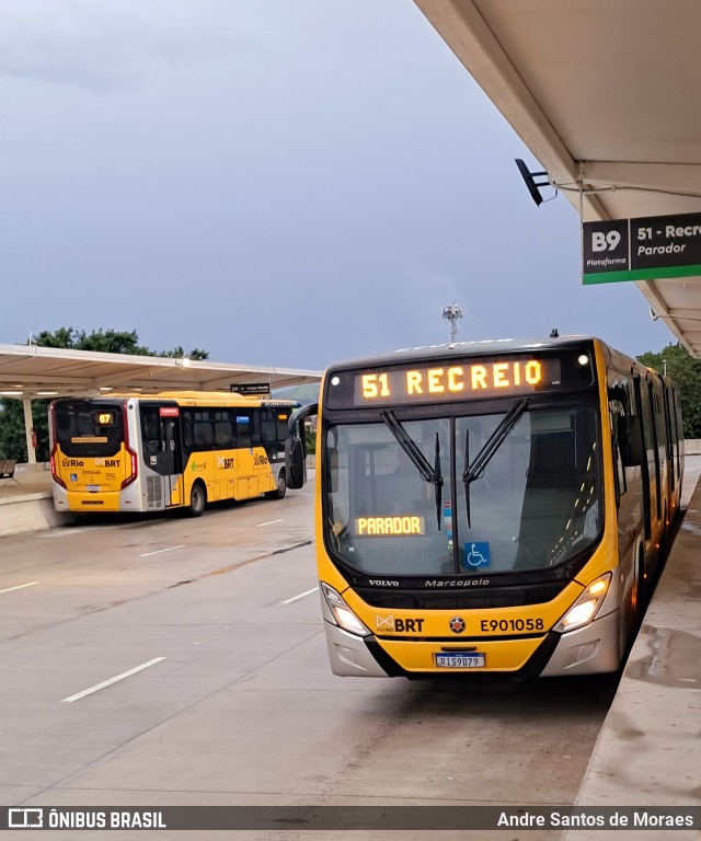 Mobi Rio E901058 na cidade de Rio de Janeiro, Rio de Janeiro, Brasil, por Andre Santos de Moraes. Número da foto: #12675858.