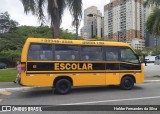 Escolares 408 na cidade de Barueri, São Paulo, Brasil, por Helder Fernandes da Silva. Número da foto: #12676146.