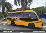 Escolares 408 na cidade de Barueri, São Paulo, Brasil, por Helder Fernandes da Silva. Número da foto: #12675669.