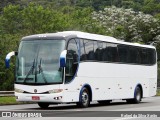 Ônibus Particulares 1371 na cidade de Petrópolis, Rio de Janeiro, Brasil, por Rafael da Silva Xarão. Número da foto: #12675743.