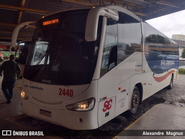 Viação São Cristóvão 2440 na cidade de Divinópolis, Minas Gerais, Brasil, por Alexandre  Magnus. Número da foto: #12680747.