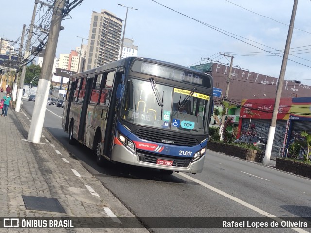 Viação Osasco 21.617 na cidade de Osasco, São Paulo, Brasil, por Rafael Lopes de Oliveira. Número da foto: #12677983.