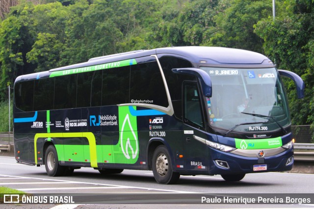 Viação Cidade do Aço RJ 174.300 na cidade de Piraí, Rio de Janeiro, Brasil, por Paulo Henrique Pereira Borges. Número da foto: #12680199.