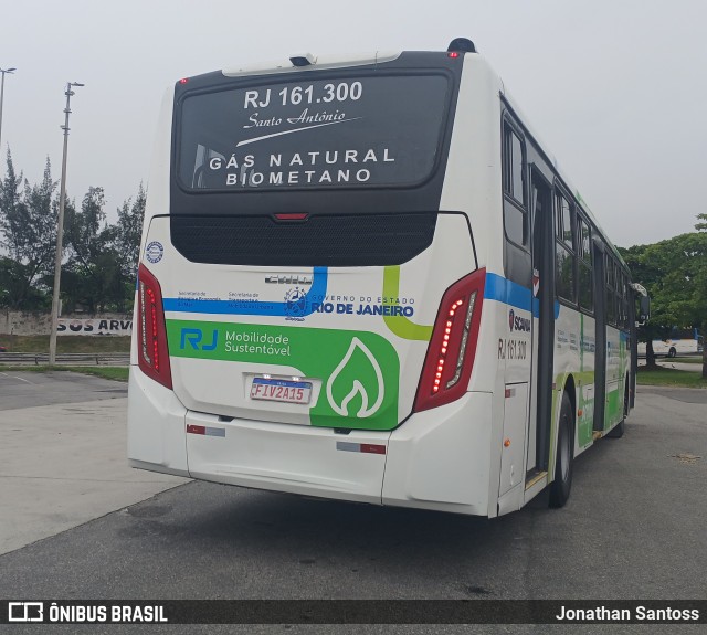 Transportes Santo Antônio RJ 161.300 na cidade de Rio de Janeiro, Rio de Janeiro, Brasil, por Jonathan Santoss. Número da foto: #12681836.