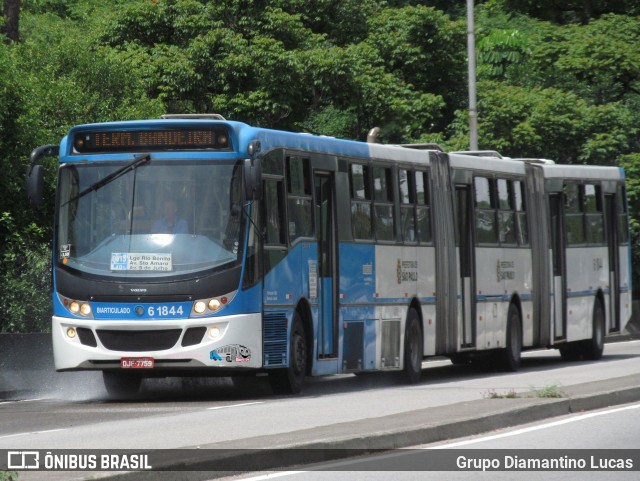 Viação Cidade Dutra 6 1844 na cidade de São Paulo, São Paulo, Brasil, por Grupo Diamantino Lucas. Número da foto: #12681700.