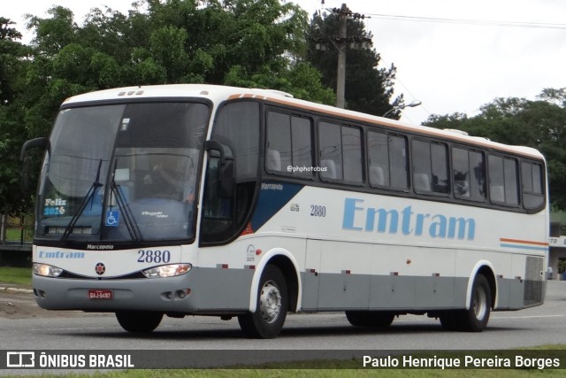 Emtram 2880 na cidade de Barra do Piraí, Rio de Janeiro, Brasil, por Paulo Henrique Pereira Borges. Número da foto: #12682950.