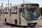 Viação Castelo Branco 25M02 na cidade de Curitiba, Paraná, Brasil, por Alexandre Breda. Número da foto: #:id.