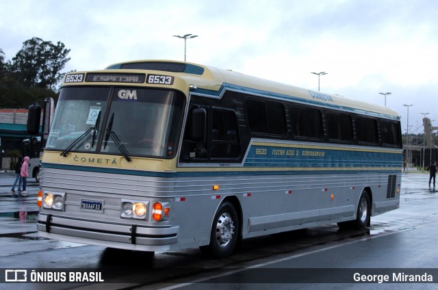 Ônibus Particulares 6533 na cidade de Barueri, São Paulo, Brasil, por George Miranda. Número da foto: #12686913.