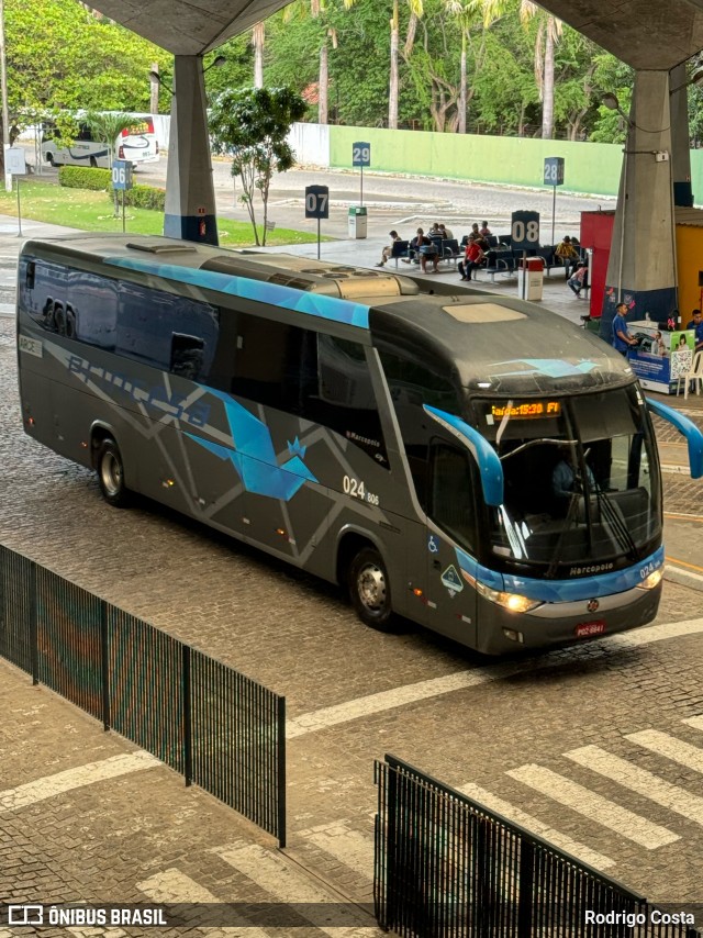 Viação Princesa dos Inhamuns 806 na cidade de Fortaleza, Ceará, Brasil, por Rodrigo Costa. Número da foto: #12684058.