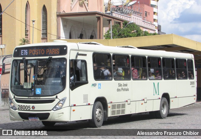 Viação Marumbi 28005 na cidade de Curitiba, Paraná, Brasil, por Alessandro Fracaro Chibior. Número da foto: #12684568.