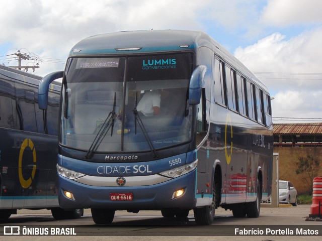 Viação Cidade Sol 5880 na cidade de Vitória da Conquista, Bahia, Brasil, por Fabrício Portella Matos. Número da foto: #12612119.