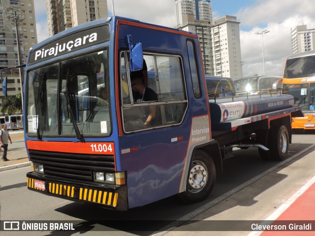Viação Pirajuçara 11.004 na cidade de Barueri, São Paulo, Brasil, por Cleverson Giraldi. Número da foto: #12611703.