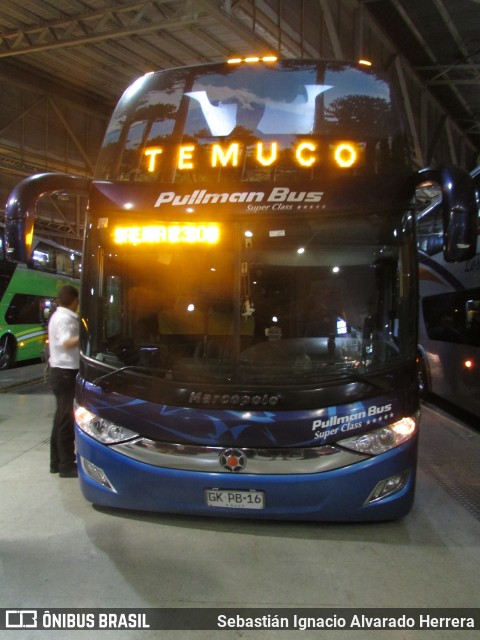 Pullman Bus 3302 na cidade de Estación Central, Santiago, Metropolitana de Santiago, Chile, por Sebastián Ignacio Alvarado Herrera. Número da foto: #12612870.