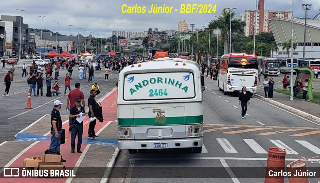 Empresa de Transportes Andorinha 2464 na cidade de Barueri, São Paulo, Brasil, por Carlos Júnior. Número da foto: #12610378.