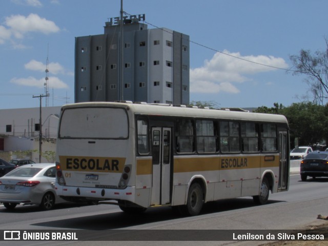 Escolares 01 na cidade de Caruaru, Pernambuco, Brasil, por Lenilson da Silva Pessoa. Número da foto: #12612799.