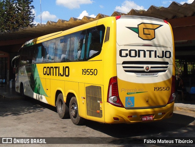 Empresa Gontijo de Transportes 19550 na cidade de Três Corações, Minas Gerais, Brasil, por Fábio Mateus Tibúrcio. Número da foto: #12612036.