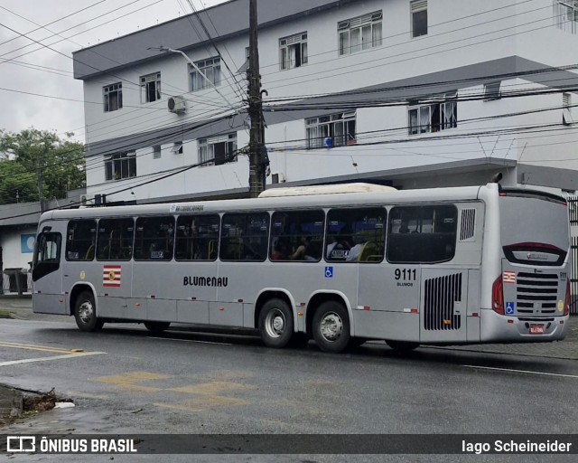 BluMob - Concessionária de Transporte Urbano de Blumenau 9111 na cidade de Blumenau, Santa Catarina, Brasil, por Iago Scheineider. Número da foto: #12690054.