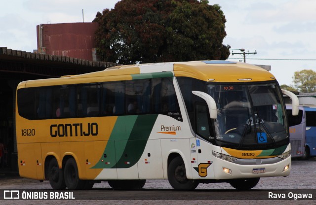 Empresa Gontijo de Transportes 18120 na cidade de Vitória da Conquista, Bahia, Brasil, por Rava Ogawa. Número da foto: #12688494.