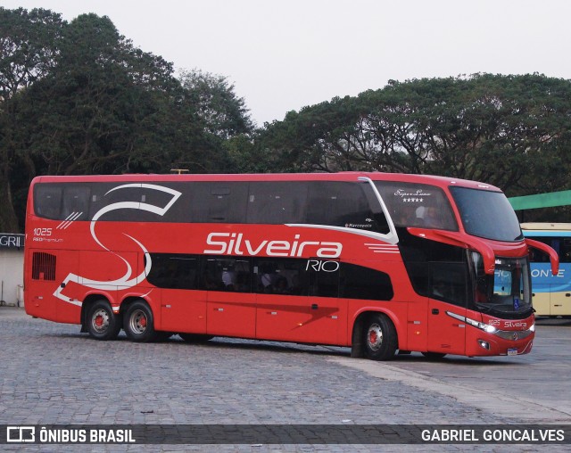 Silveira Rio Turismo 1025 na cidade de Sapucaia, Rio de Janeiro, Brasil, por GABRIEL GONCALVES. Número da foto: #12690089.