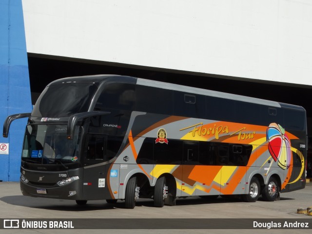 Floripa Tour 37000 na cidade de Goiânia, Goiás, Brasil, por Douglas Andrez. Número da foto: #12688360.
