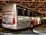 Empresa de Ônibus Pássaro Marron 90.010 na cidade de Cachoeira Paulista, São Paulo, Brasil, por Apollo Silva. Número da foto: #12688647.