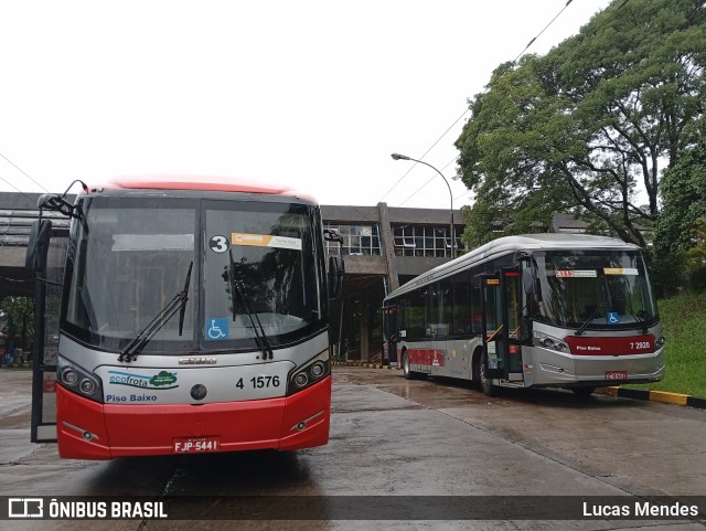 Himalaia Transportes > Ambiental Transportes Urbanos 4 1576 na cidade de São Paulo, São Paulo, Brasil, por Lucas Mendes. Número da foto: #12691122.