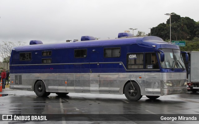 Motorhomes 5973 na cidade de Barueri, São Paulo, Brasil, por George Miranda. Número da foto: #12692684.