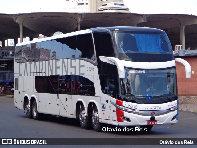 Auto Viação Catarinense 319308 na cidade de Porto Alegre, Rio Grande do Sul, Brasil, por Otávio dos Reis . Número da foto: #12692396.