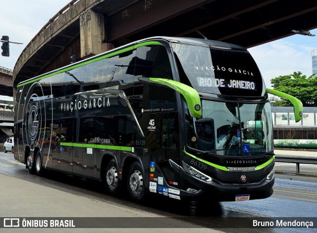 Viação Garcia 86139 na cidade de Rio de Janeiro, Rio de Janeiro, Brasil, por Bruno Mendonça. Número da foto: #12690852.