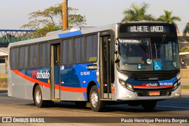 Transportes Machado RJ 162.042 na cidade de Duque de Caxias, Rio de Janeiro, Brasil, por Paulo Henrique Pereira Borges. Número da foto: #12614977.