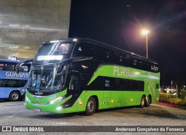 FlixBus Transporte e Tecnologia do Brasil 2302 na cidade de Uberlândia, Minas Gerais, Brasil, por Anderson Gonçalves da Fonseca. Número da foto: #12613340.