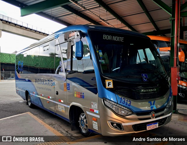 Vidakars Transportes e Turismo 1313 na cidade de Guarulhos, São Paulo, Brasil, por Andre Santos de Moraes. Número da foto: #12617551.