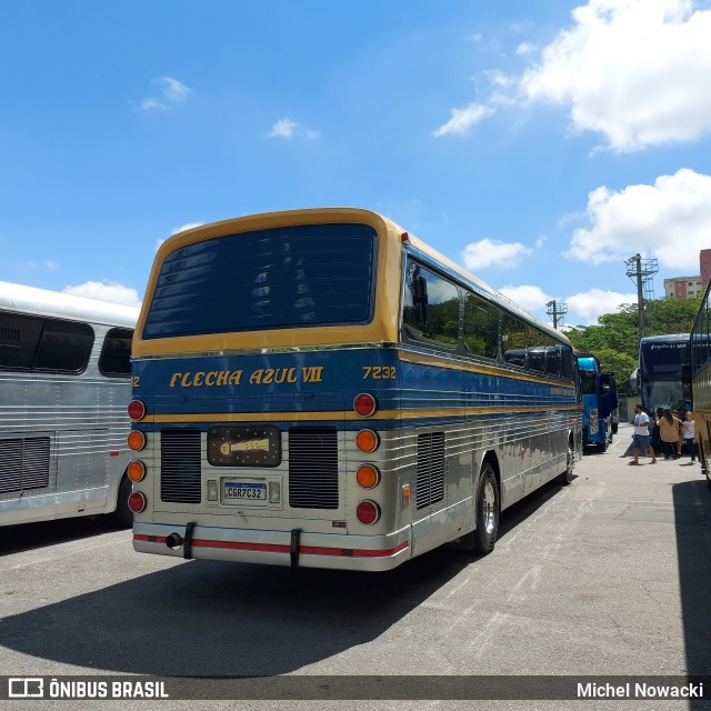 Ônibus Particulares 7232 na cidade de Barueri, São Paulo, Brasil, por Michel Nowacki. Número da foto: #12617972.