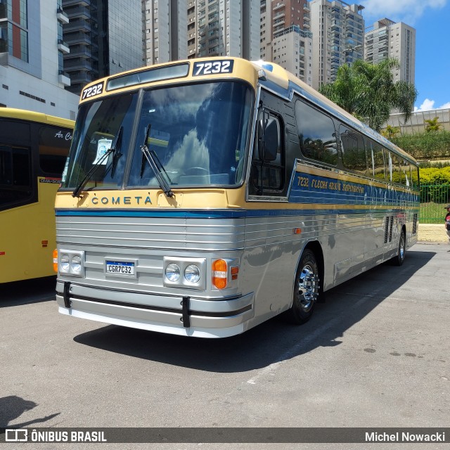 Ônibus Particulares 7232 na cidade de Barueri, São Paulo, Brasil, por Michel Nowacki. Número da foto: #12617964.